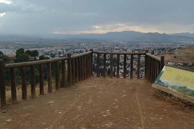 Urban Hiking, Dehesa Del Generalife. Around the Alhambra. Granada - Accessibility and Health Considerations