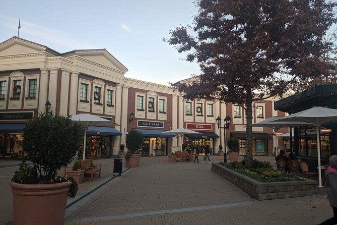 Vancouver Lay Over Shopping (Mc Arthurglen Designer Outlet Mall ) Tour Private - Pricing and Cancellation Policy