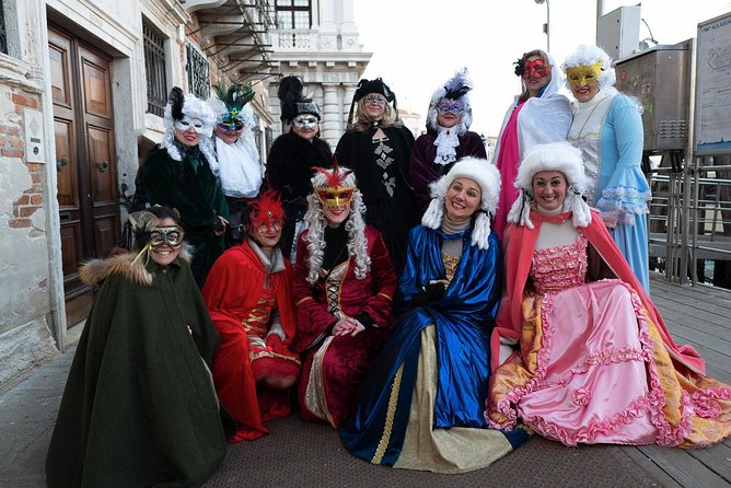 Venice: Venetian Style Carnival Pub Crawl - Transportation Options