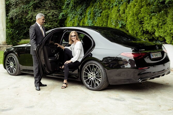 Vienna Airport Private Arrival Transfer - Start Time Confirmation