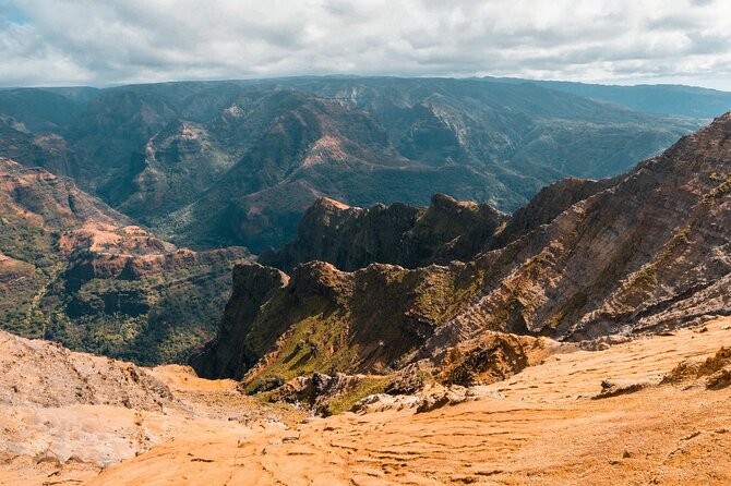 Waimea Canyon Private Tour With Local Guide - Tour Pricing and Availability