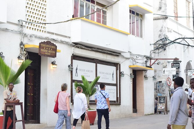 Zanzibar Stone Town Historical Tour and Spice Farm Tour - Accessibility and Group Information