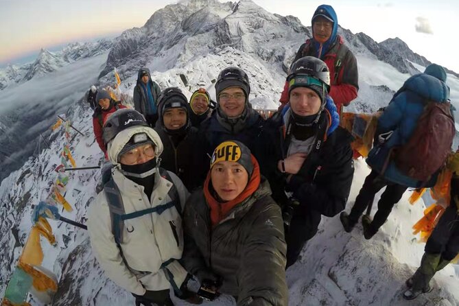 6 Days Mt.Siguniang Dafeng Erfeng Climbing - Good To Know