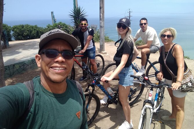 3-Hour Guided Bicycle Tour in Miraflores - Exploring Miraflores by Bicycle