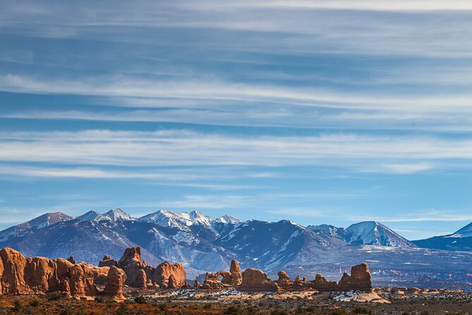 3-Hours Sunset Arches National Park Pavement Sights Tour - Local Dining Suggestions