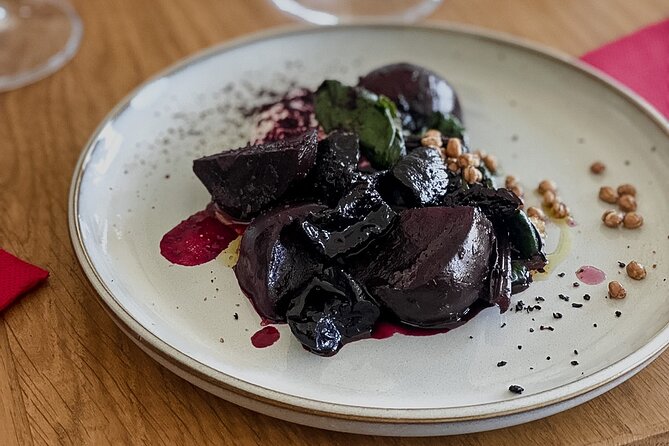 A Taste of Spring: Wine & Gourmet Food Experience in Villa Velis - Exploring Villa Velis