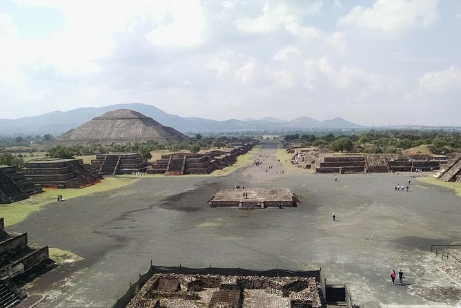 Acolman-Teotihuacán-Plaza of the Three Cultures- Craft Workshop - Plaza of the Three Cultures and Craft Workshop