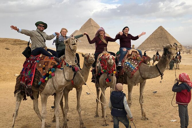 Amazing Sunrise / Sunset Camel Ride With Snacks Around Giza Pyramids (2 Hours) - Commitment to Guest Satisfaction
