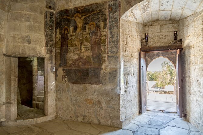Ancient Kourion, Kolossi Castle, Omodos & Winery Tour - Paphos - Sum Up