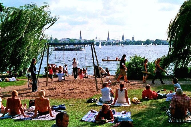 Bike Tour Through Beautiful Hamburg - Outer Alster Bike Tour (Min.4) - Replacement Program for Bad Weather