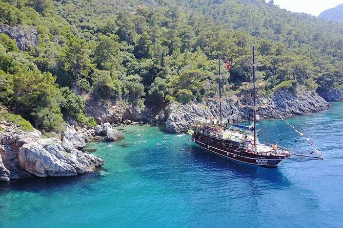 Boat Trip From Kusadasi Port / Hotels - Meal and Refreshment Details