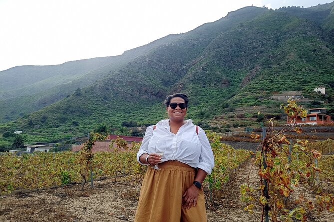 Canarian Wine and Tapas Tasting Private Tour - Canarian Wines and Tapas