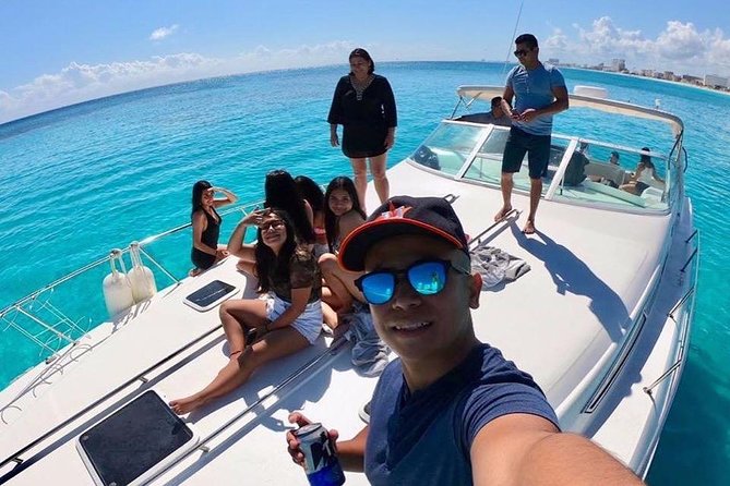 Cancun Yachts Rental BEATIFUL YACHT 46ft, 15 PAX MAX 25P6 - Customer Reviews
