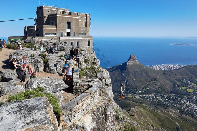 Cape of Good Hope, Table Mountain & Penguins Private Tour From Cape Town - Visit to Bo-Kaap