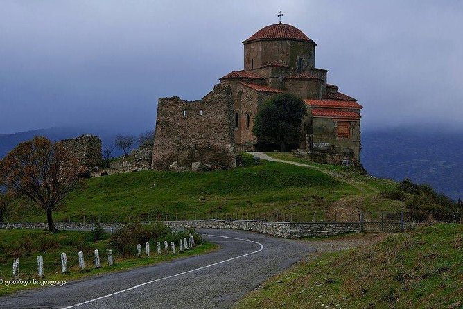 Classic Tour to Mtskheta From Tbilisi - Scenic Views at Jvari Monastery