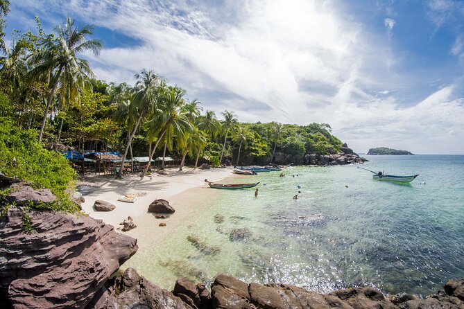 Colorful Vietnam In 17 Days - From Hanoi to Phu Quoc Island - Meeting and Pickup Details