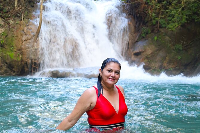 Copalitilla Waterfalls From Huatulco - About Ocean Travel