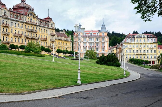 Czech Spas of Karlovy Vary and Marianske Lazne From Prague - Tour Reviews and Feedback
