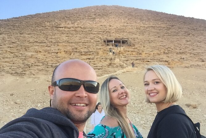 Day Tour To Giza Pyramids, Great Sphinx, Saqqara Pyramids & Memphis Capital - Inclusive Lunch and Bottled Water