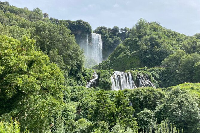 Day Trip: Kayak Ride on Lake Piediluco With Lunch + Marmore Falls - Marmore Falls Exploration