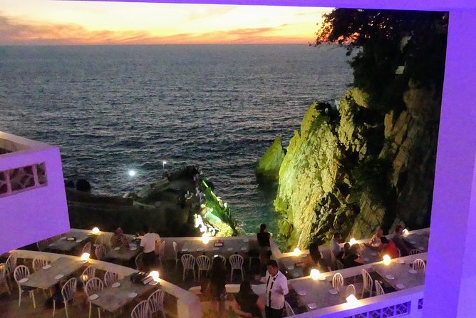 Deluxe Cliff Divers+Sunset Exhibition Bynight W/Different Options - Scenic Ocean Views