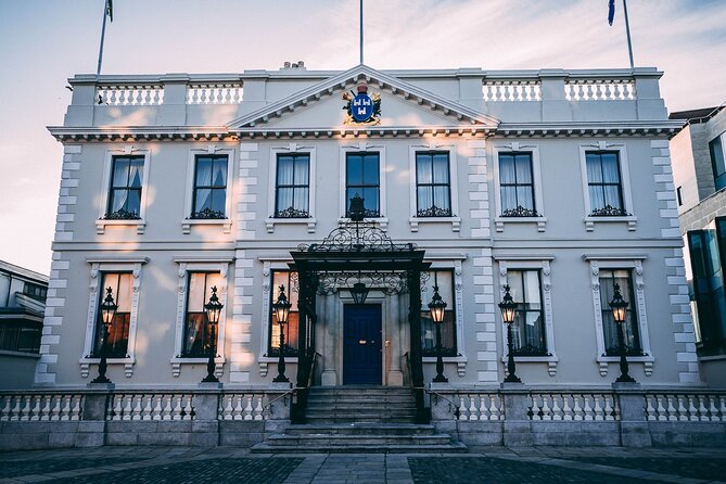 Discovering Dublin on Christmas Walking Tour - Discover Dublins Christmas Market