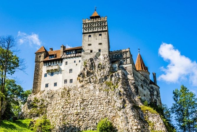 Draculas Castle and Peleș Royal Castle - Private Tour - Meeting and Pickup Details