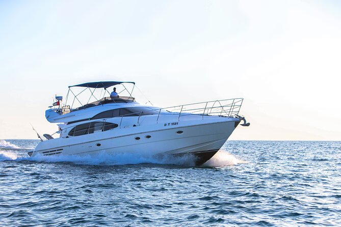 Dubai Yacht Rental - Book 58 Ft Private Yacht up to 28 Persons - Yacht Specifications and Capacity