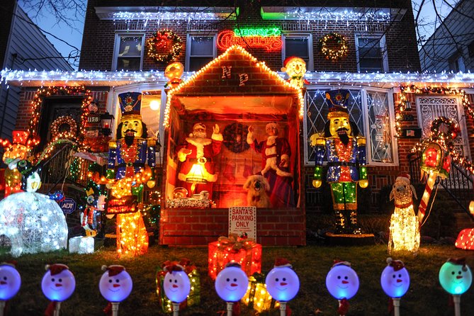 Dyker Heights Christmas Lights Express Bus From Times Square - Getting to the Tour