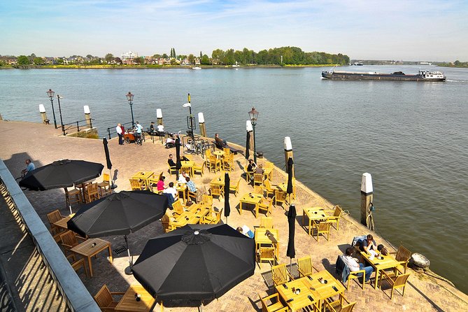 E-Scavenger Hunt Dordrecht: Explore the City at Your Own Pace - Navigating the City With Ease