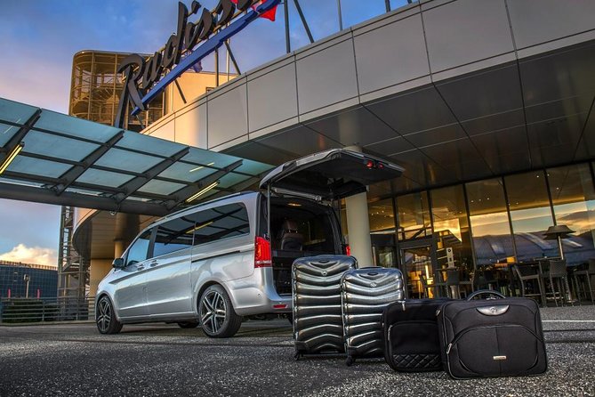 Edinburgh to Inverness Luxury Taxi Transfer - Luxury Transport and Chauffeur