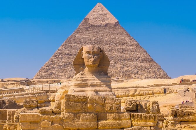 Egyptian Museum and Pyramids of Giza and Sphinx Sightseeing Tour - Lunch and Refreshments