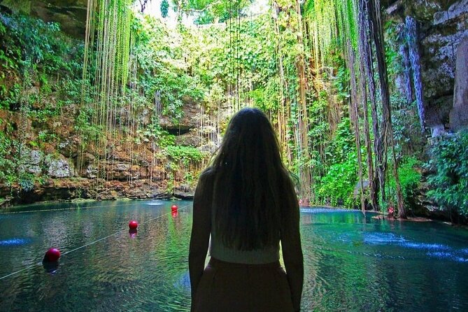 Experience Chichén Itzá, Regional Buffet, Cenote, & Valladolid - Dining at the Buffet