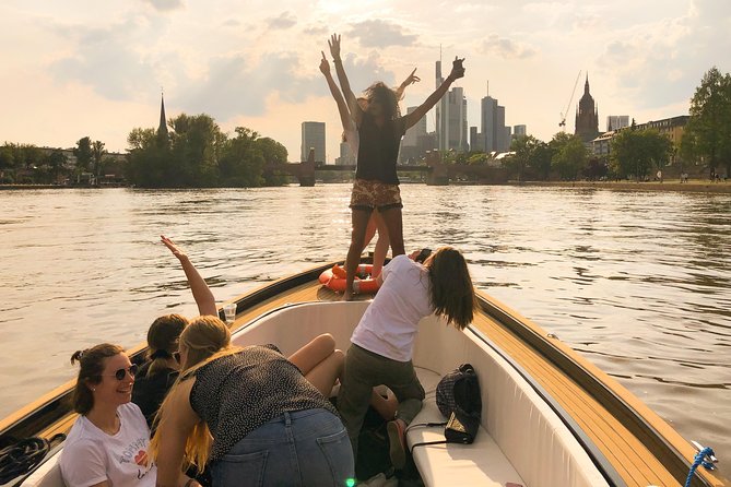 Frankfurt Private Boating Adventure - Scenic Views and Amenities