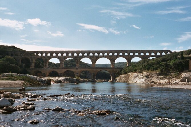 Full Day Private Tour From Avignon - Engaging Tour Experience