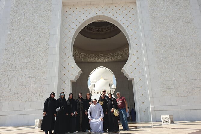 Full Day Private Tour in the UAE Capital - Dates Market Exploration