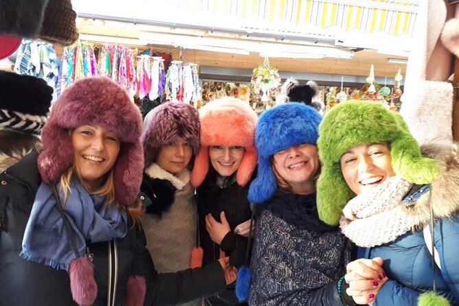 Full Day Private Vienna Christmas Market Tour From Budapest With Lunch - Dining and Refreshments