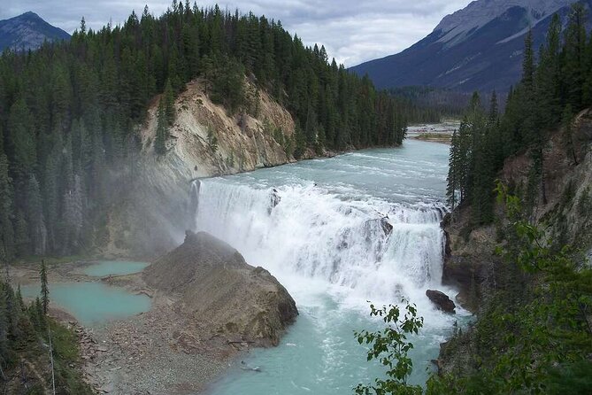 Golden Sky Bridge & Yoho National Park Private Day Tour - Discover Yoho National Park