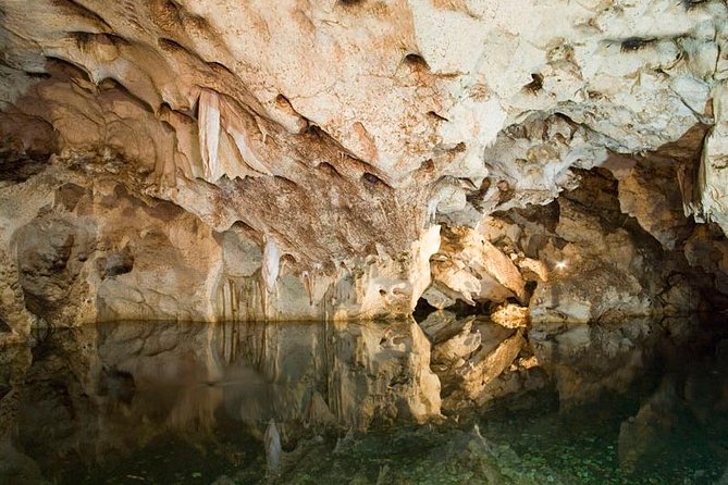 Green Grotto Caves Tour From Ocho Rios - Exploring the Green Grotto Caves