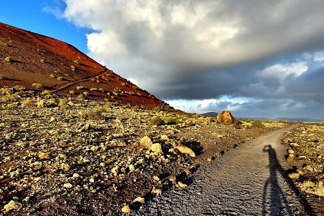 Guided 4-Hour E-Bike Tour Among the Volcanoes of Lanzarote - Unique Tour Aspects