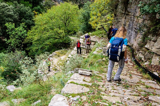 Hiking in Ridomo Gorge With Picnic - Savoring the Picnic