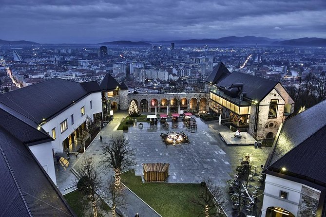 Historic Ljubljana Tour With Ljubljana Castle Included - Discovering Congress Square
