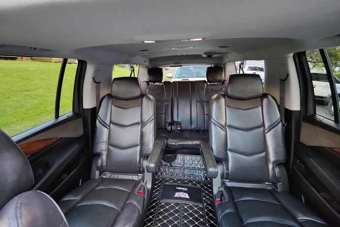 Honolulu Airport & Waikiki Hotels Private Transfer by Luxury Suv(Up to 5 People) - Luxury SUV Experience