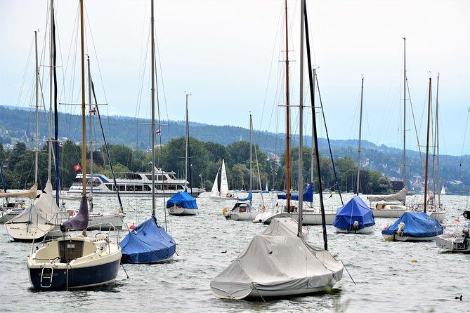 Introductory Walking Tour Of Zurich Including a 90 Min Lake Cruise - Tips for Enjoying Your Tour