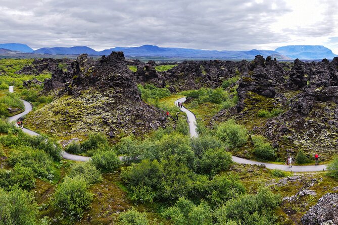 Journey Around Iceland - 7 Day Circle Tour Around Iceland - Discovering North Icelands Gems