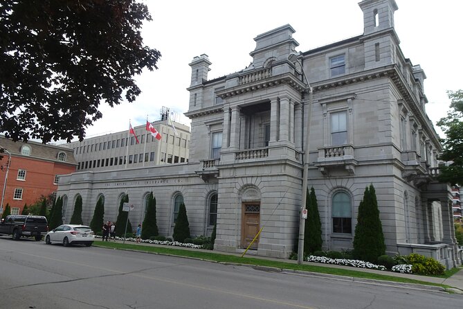 Kingston Self-Guided Walking Tour & Scavenger Hunt - Parking and Walking Concerns