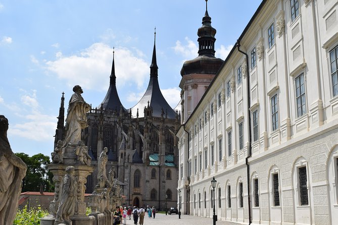 Kutna Hora Half-Day Tour From Prague, Including the Bone Church Kostnice - Satisfaction and Expectations