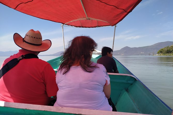 Lake Chapala Tour: Mezcala Island & Ajijic With a Local Expert - Cultural Immersion in Ajijic