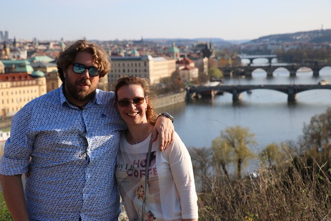Live-Guided E-Scooter Tour of the Old Town of Prague, 60 Min - Language Offerings