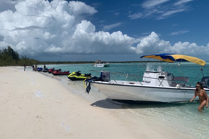 Lunch Seafari to Pristine Cays, Shipwreck and Lunch at TIKI BAR - Tour Activity Itinerary
